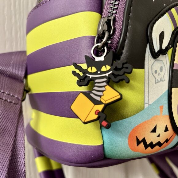 Loungefly Nightmare Before Christmas Clown Backpack Glows In The Dark Exclusive - Picture 3 of 16